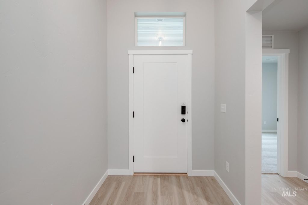 Photo of 1631 Long Pond St, Middleton, ID 83644 (MLS # 98968357)