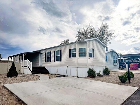 Photo of 2109 Blue Sage Lane #116, Boise, ID 83716 (MLS # 98983287)