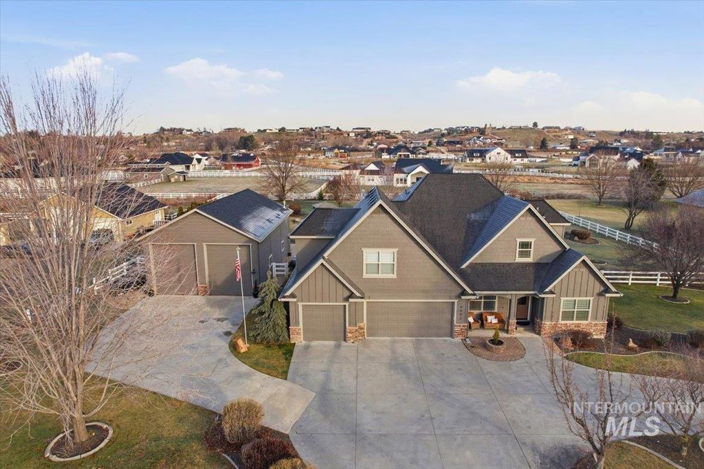 Photo of 8982 New Castle Drive, Middleton, ID 83644 (MLS # 98971416)