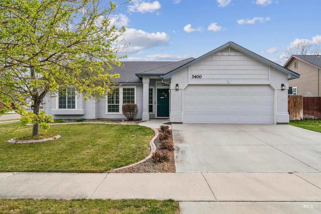 Photo of 3400 S Wood River Ave, Nampa, ID 83686 (MLS # 98979402)