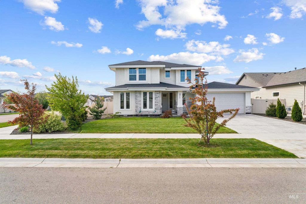 Photo of 971 E Viedma St, Kuna, ID 83634 (MLS # 98983503)