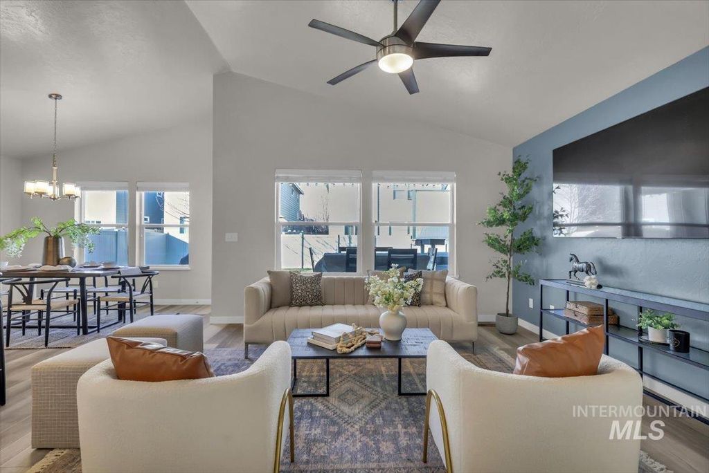 Photo of 3357 S Barletta Ave, Meridian, ID 83642 (MLS # 98973045)