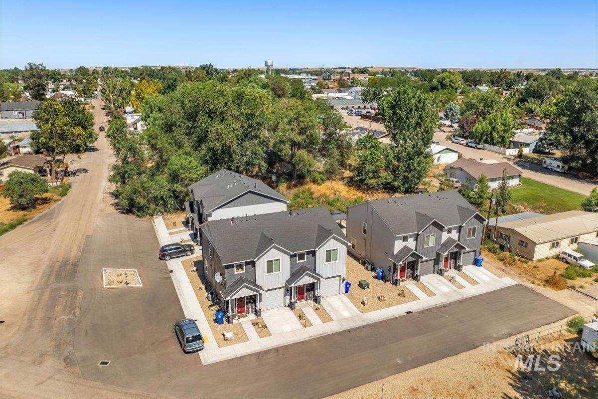 701 E Bates Ave.