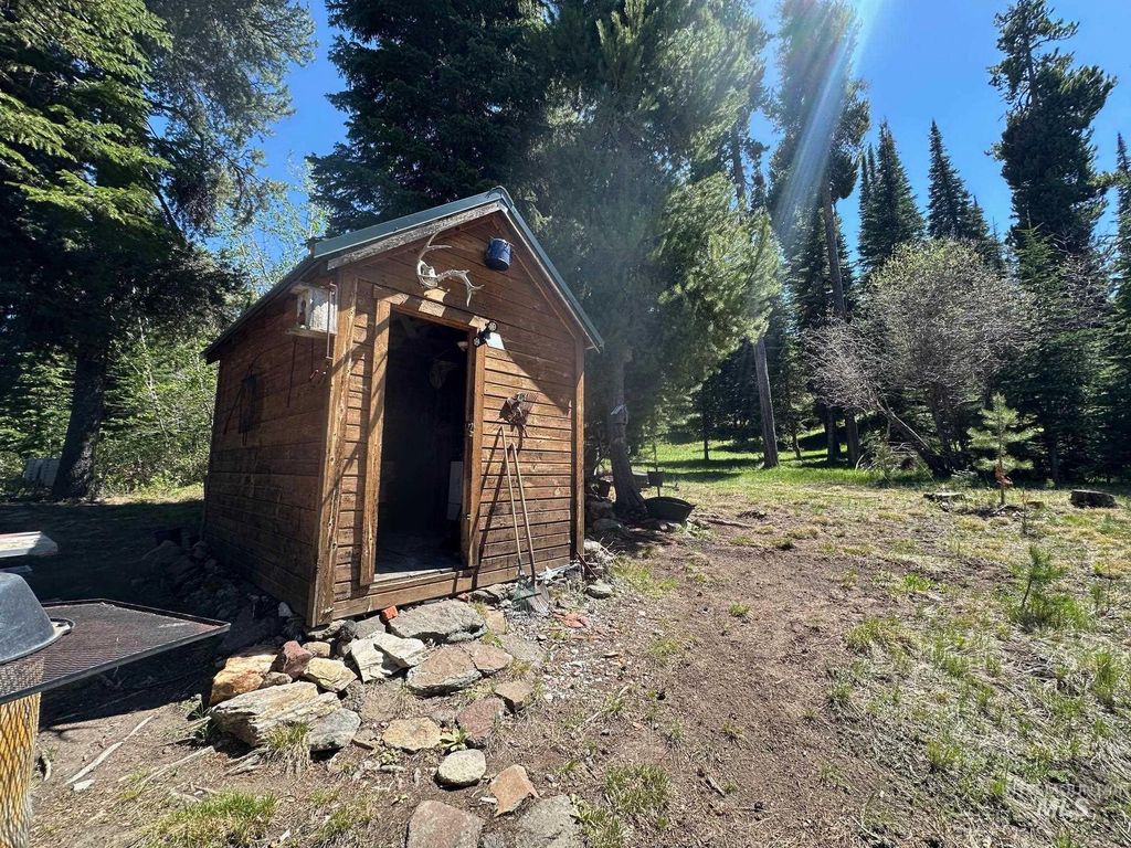 Photo of 509 Deadline Rd. Cabin #2 South Hills, Hansen, ID 83301 (MLS # 98986936)