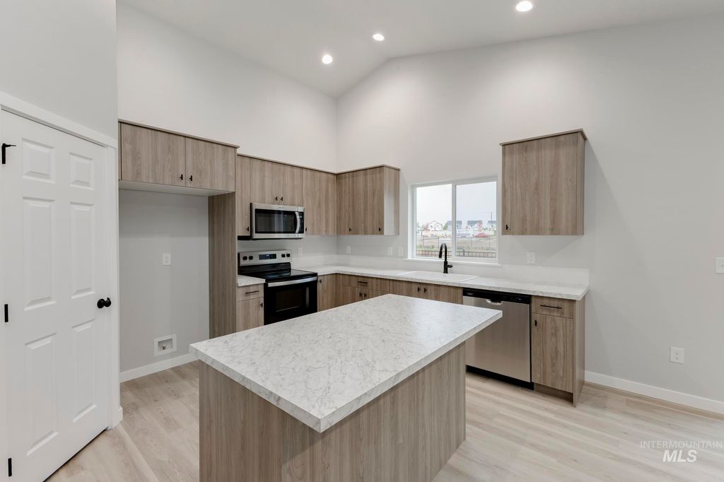 Photo of 2985 W Taiban Creek Dr, Kuna, ID 83634 (MLS # 98985574)