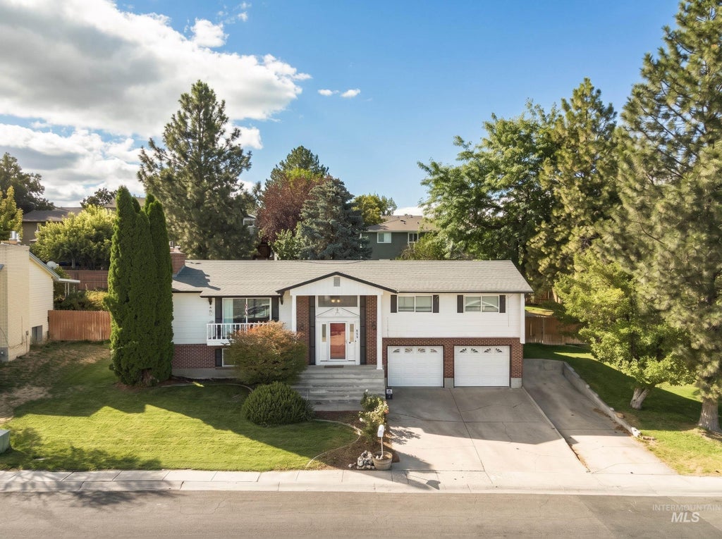 Photo of 1959 Beth St, Pocatello, ID 83201 (MLS # 99000847)