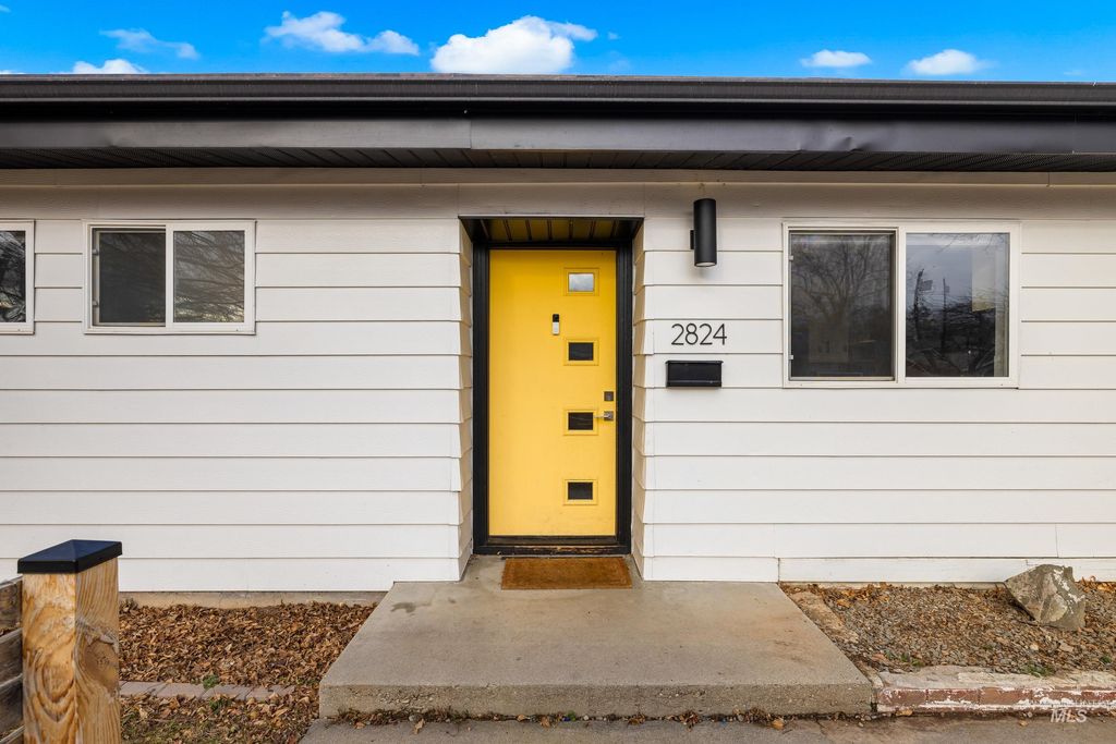 Photo of 2824 W Kathryn St, Boise, ID 83705 (MLS # 98973477)