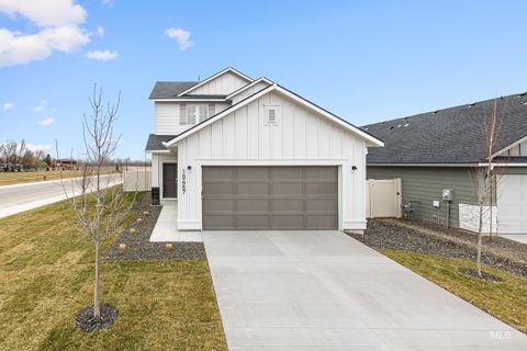 Photo of 10467 W Tinder St, Star, ID 83669 (MLS # 98971456)