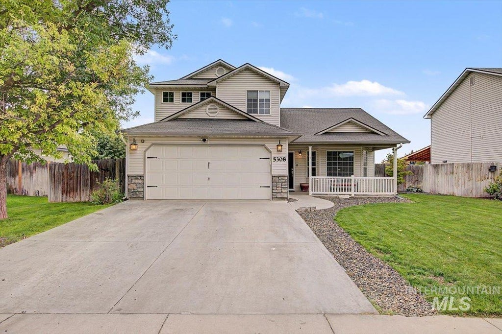 Photo of 5308 Worth Way, Caldwell, ID 83607 (MLS # 98999374)