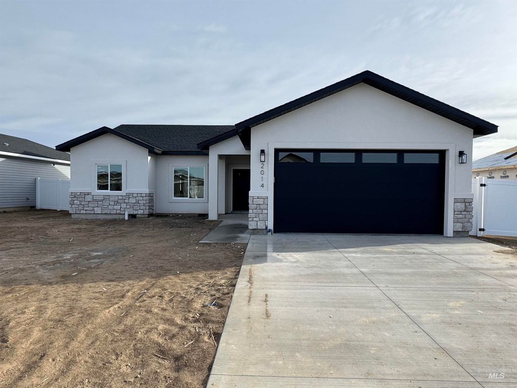 Photo of 2014 Regan St, Jerome, ID 83338 (MLS # 98969415)