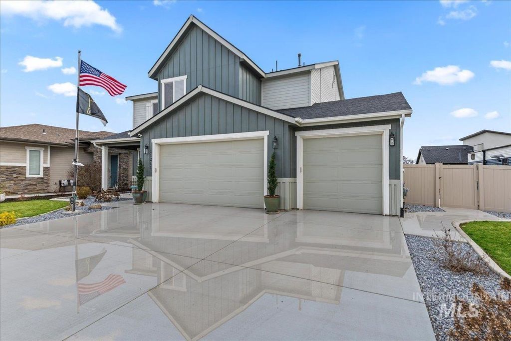 Photo of 11211 Sopris Loop, Caldwell, ID 83605 (MLS # 98976236)