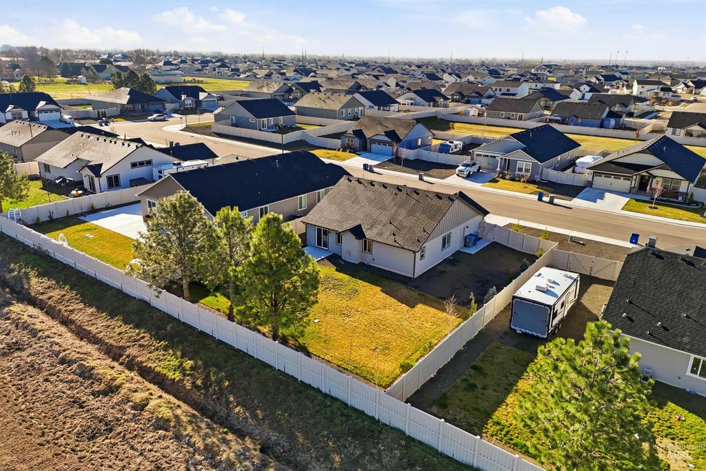 Photo of 1314 Jupiter St, Middleton, ID 83644 (MLS # 98978611)