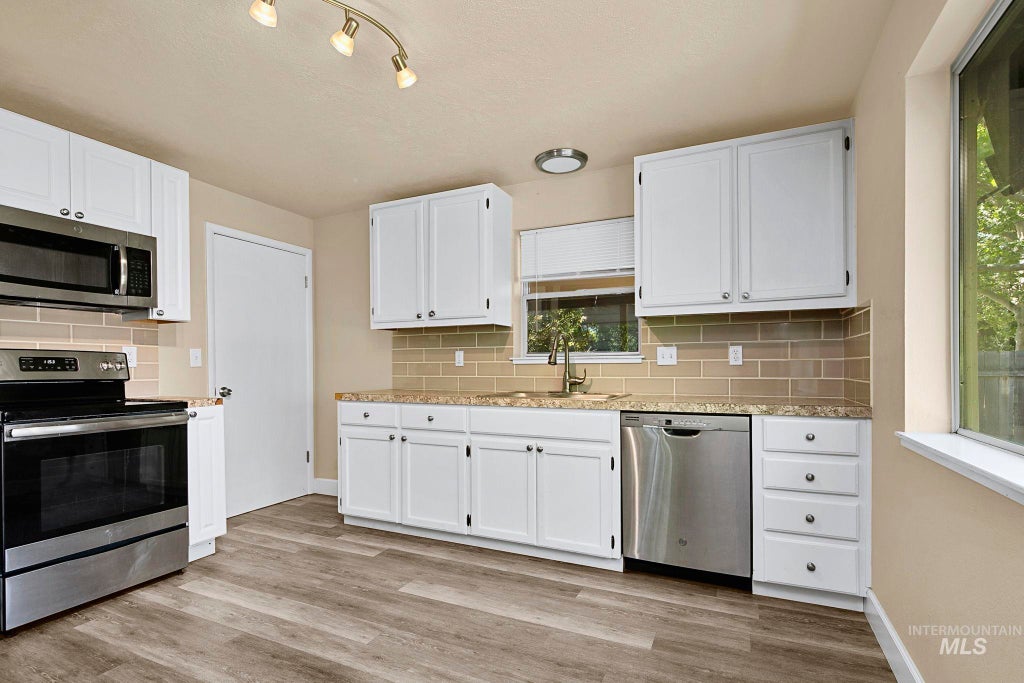 Photo of 2510 S Broxon St, Boise, ID 83705 (MLS # 98990151)