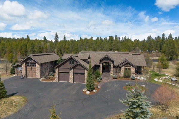 227 MORGAN DR, MCCALL, ID 83638 - Image 9fb4bbbdb6bfcd573fa8915f438ce2df/1745179399