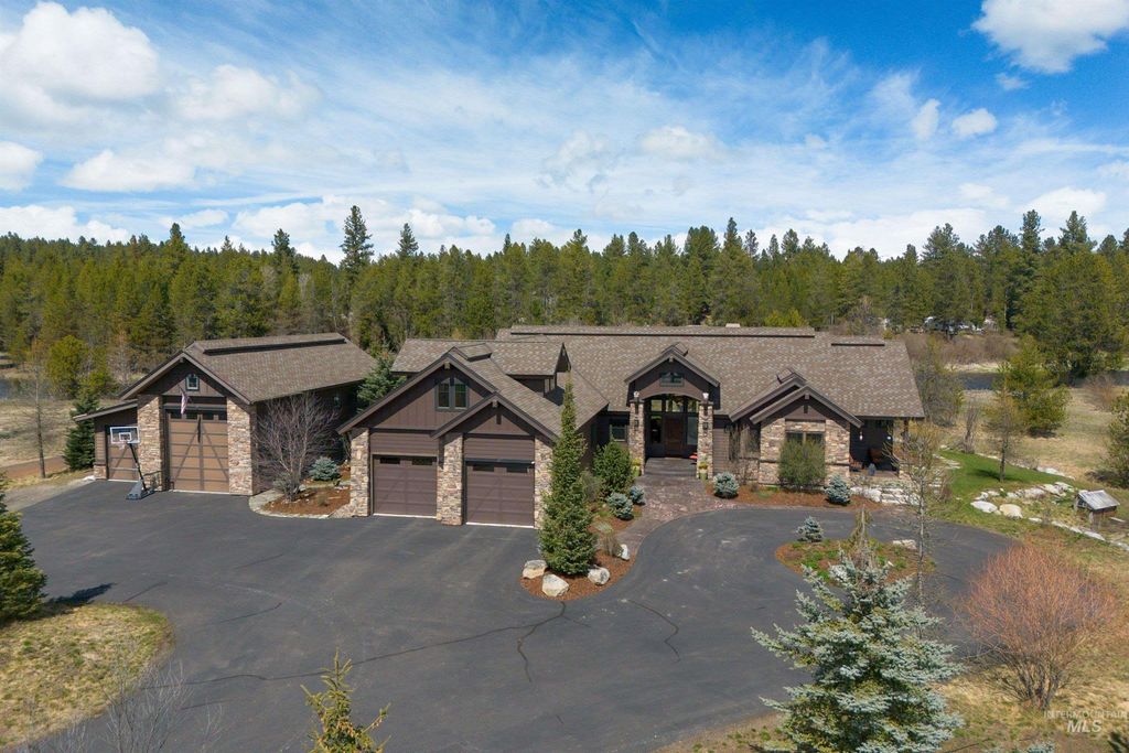Photo of 227 Morgan Drive, McCall, ID 83638 (MLS # 98985012)