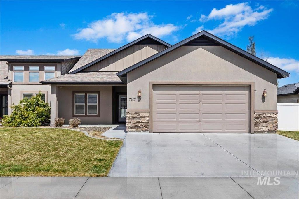 Photo of 2629 Whispering Pine Dr, Twin Falls, ID 83301 (MLS # 98981583)