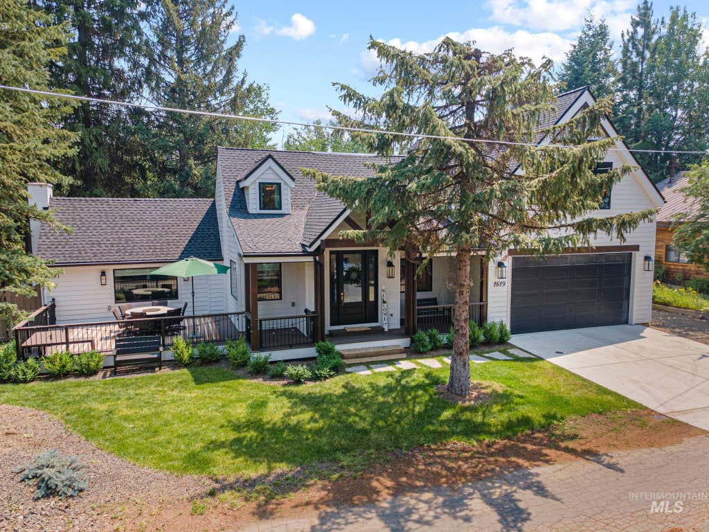 Photo of 1619 E Lake St, McCall, ID 83638 (MLS # 98996538)