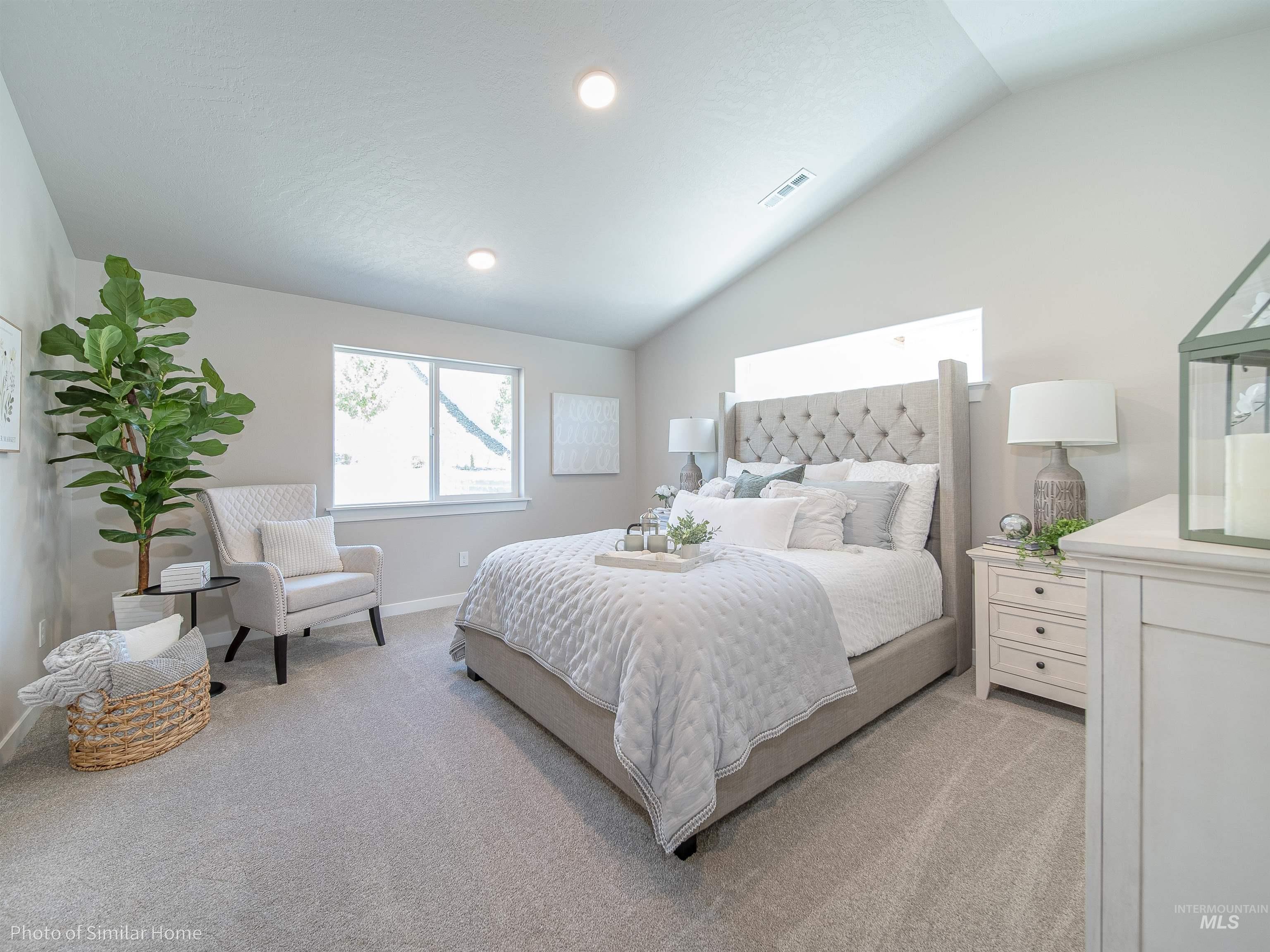 TBD W Roan Ridge St.