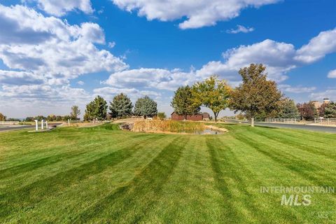 2534 E 3753 Twin Falls ID 83301