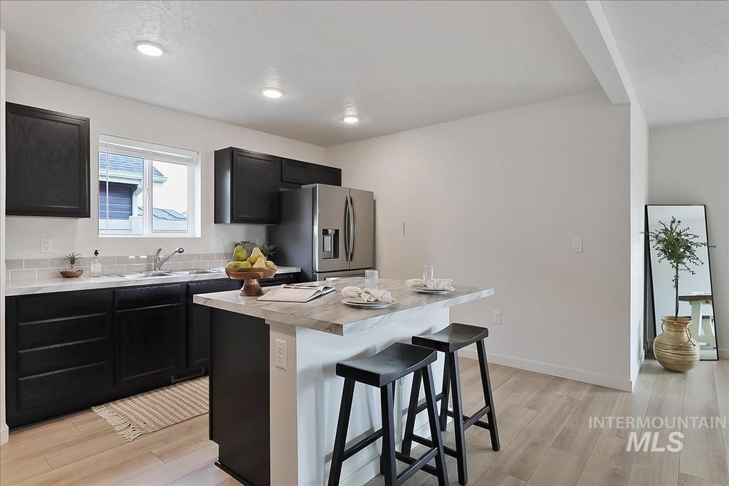 Photo of 17616 Barefoot Ridge Way, Nampa, ID 83687 (MLS # 98977875)