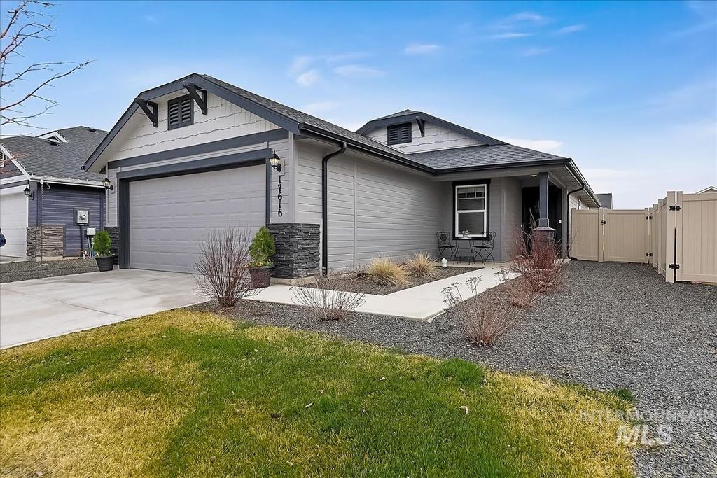 Photo of 17616 Barefoot Ridge Way, Nampa, ID 83687 (MLS # 98977875)