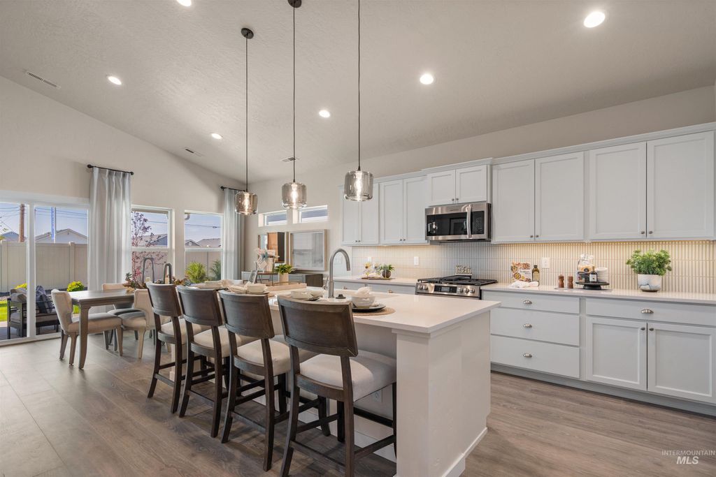 Photo of 17606 Moon Ridge Pl, Nampa, ID 83687 (MLS # 98985566)