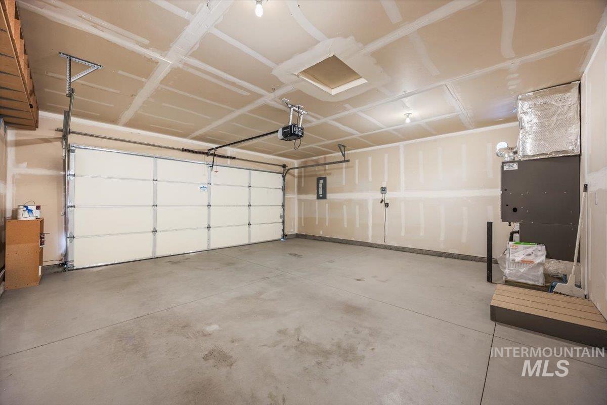 Caldwell, Idaho 83607, United States, 3 Bedrooms Bedrooms, ,2 BathroomsBathrooms,Residential,Pending,206566