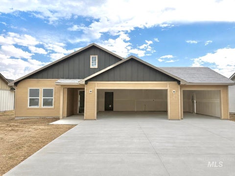 Photo of 1553 Skookum Dr, Ontario, OR 97914 (MLS # 98994321)