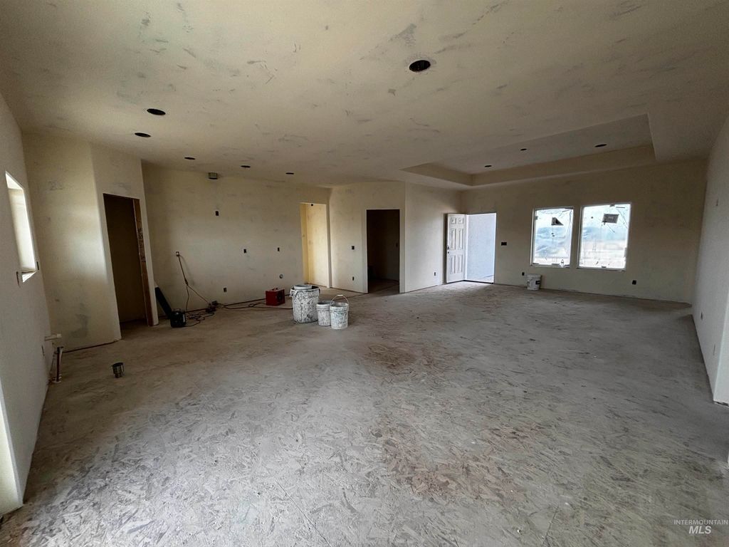 Photo of 1329 18th Ave E, Jerome, ID 83338 (MLS # 98984104)