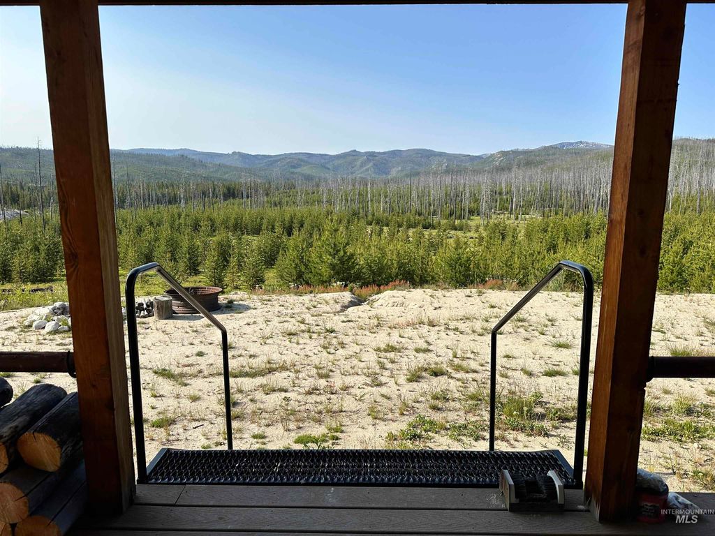 Photo of 532 Warren Creek Road, Warren, ID 83671 (MLS # 98986300)