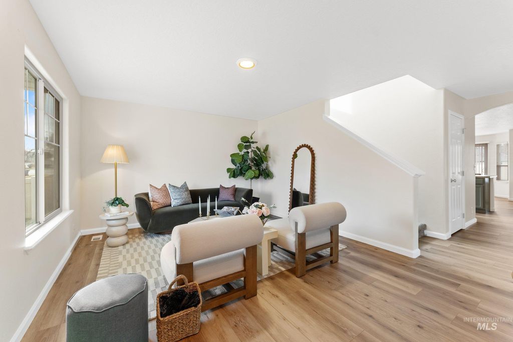 Photo of 3523 S High Springs St, Nampa, ID 83686 (MLS # 98973108)