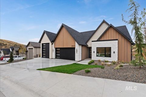 Photo of 7276 W Bed Mill St, Eagle, ID 83616 (MLS # 98988494)