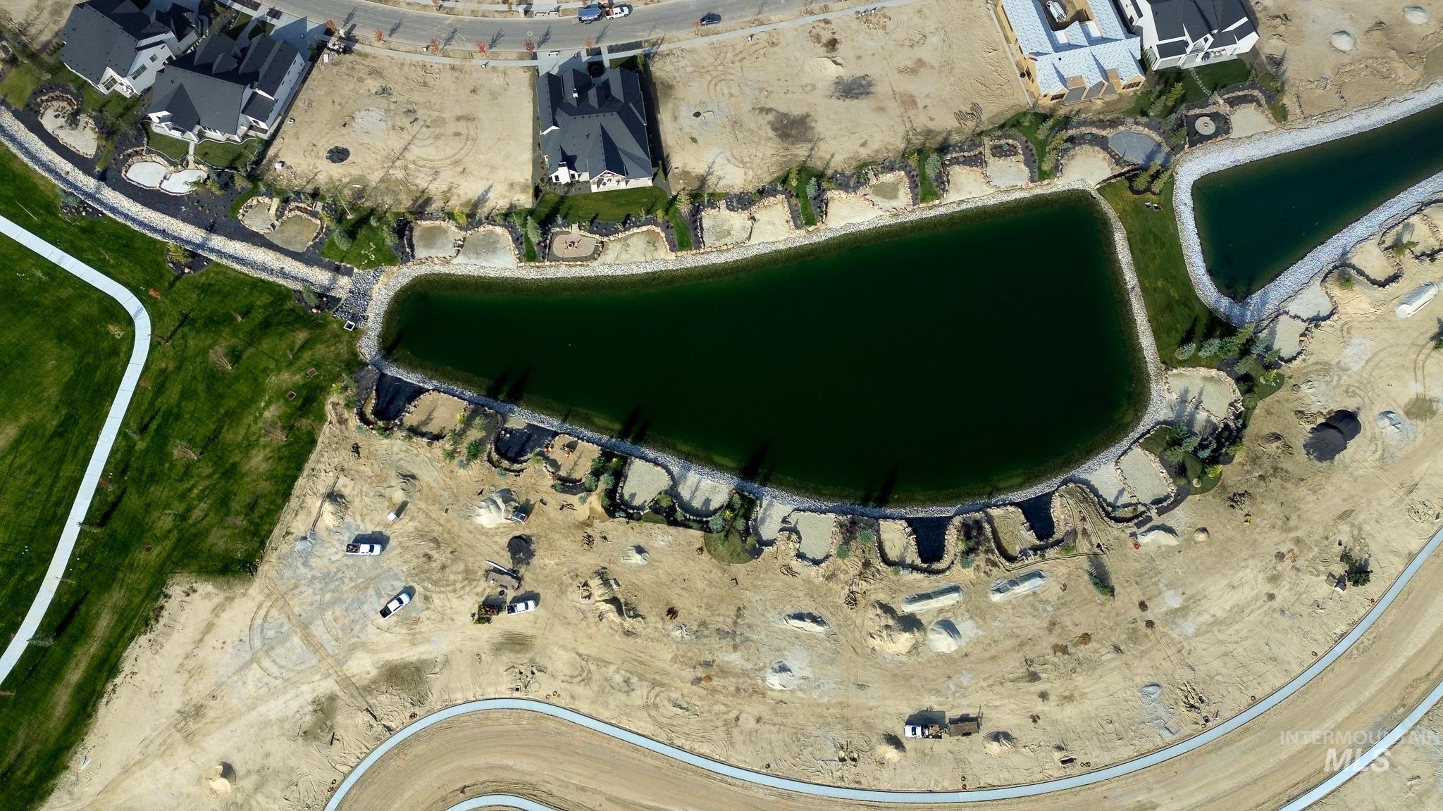 3517 N Templeton Way