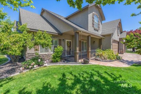 594 W Kodiak Dr Meridian ID 83642