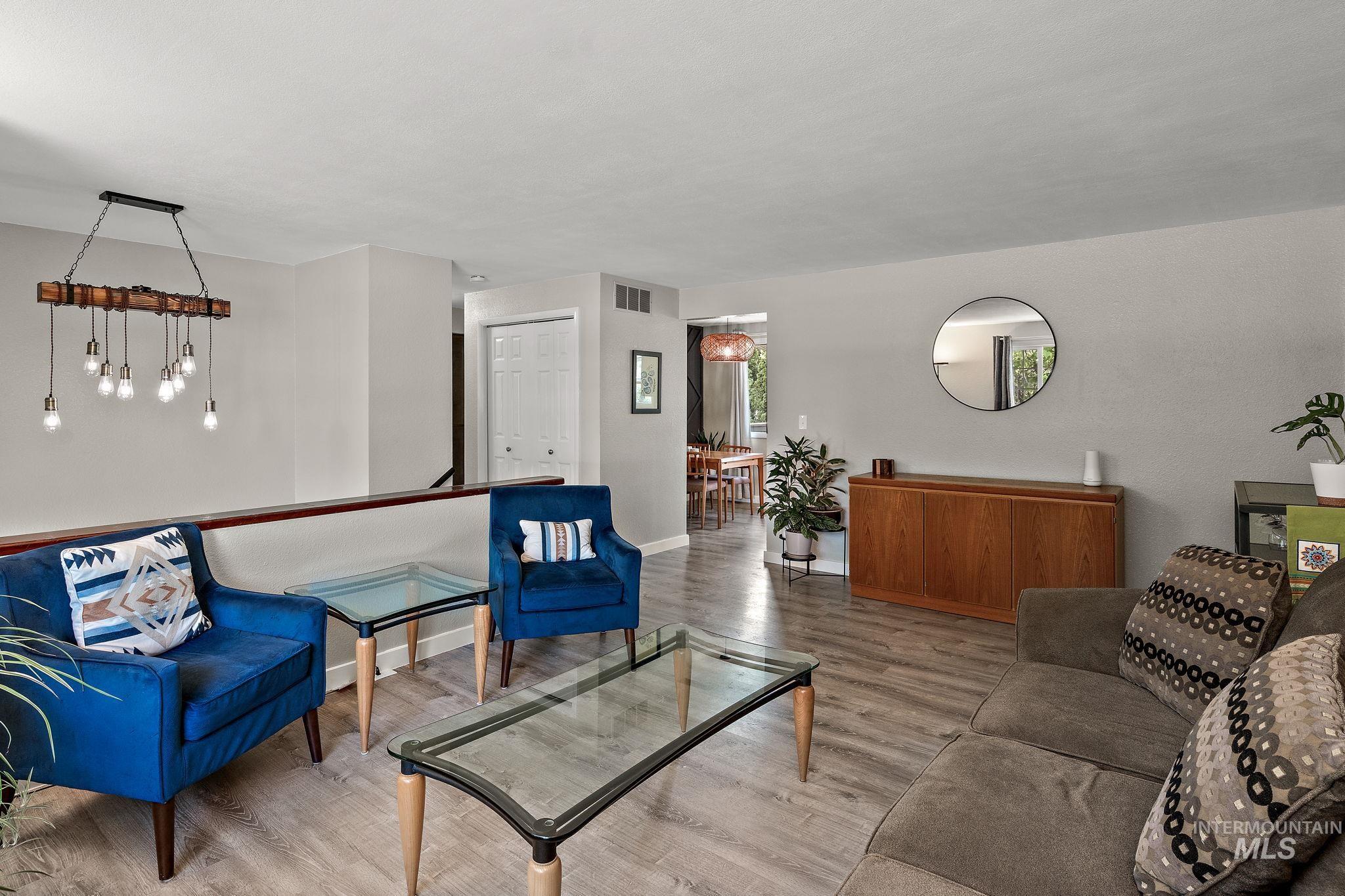 8425 W Canterbury Dr.