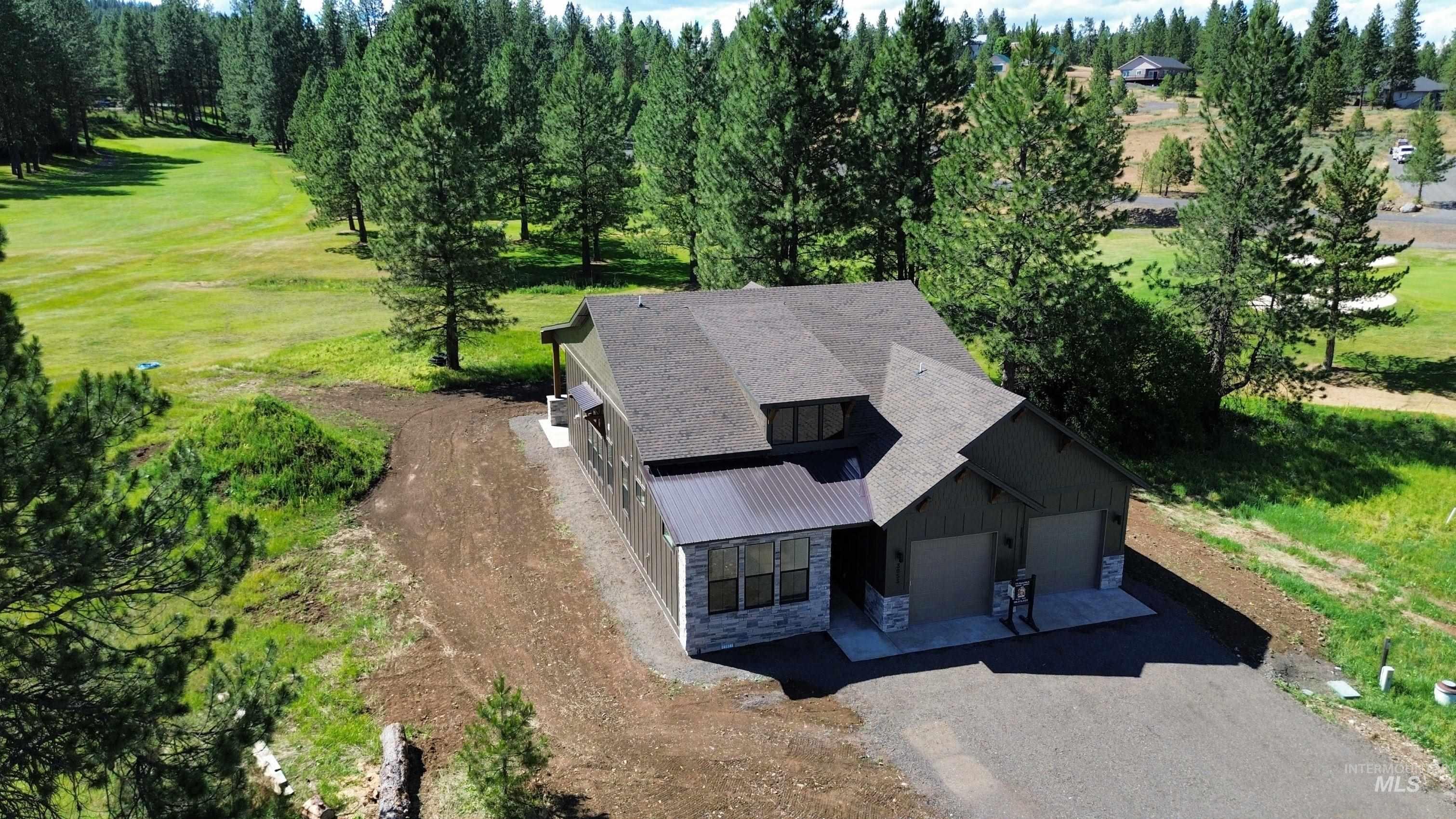 3853 Village Loop, New Meadows, Idaho image 3