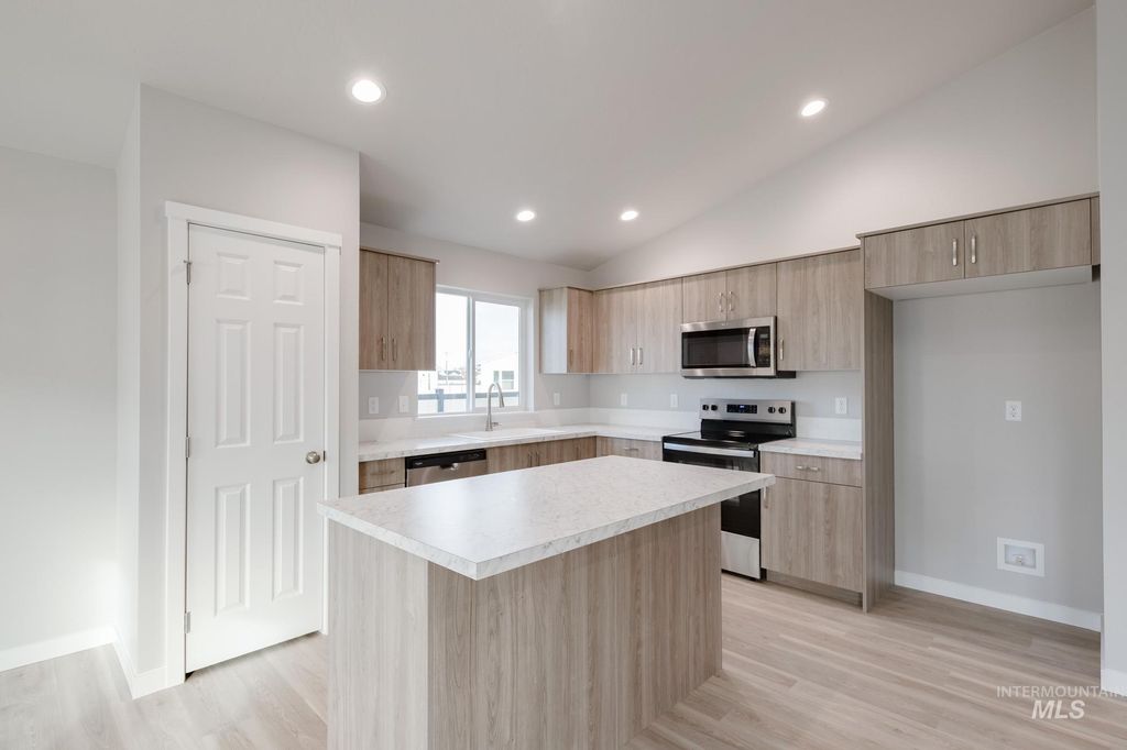 Photo of 4124 Austin St, Caldwell, ID 83605 (MLS # 98983699)