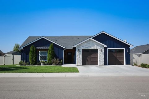 Photo of 2833 Birch Rd, Fruitland, ID 83619 (MLS # 98962137)