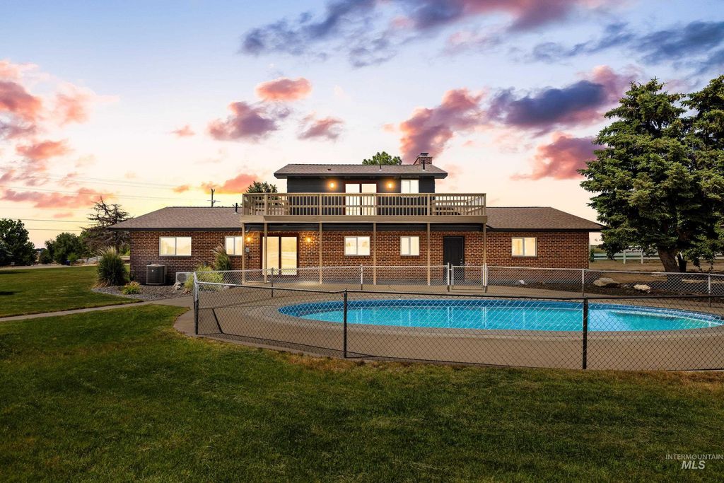 Photo of 13984 Raptor Lane, Caldwell, ID 83607 (MLS # 98987787)