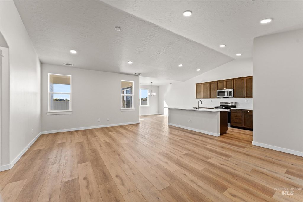 Photo of 17809 N Onaway Ave #Lot 6 Block 1, Nampa, ID 83686 (MLS # 98968029)