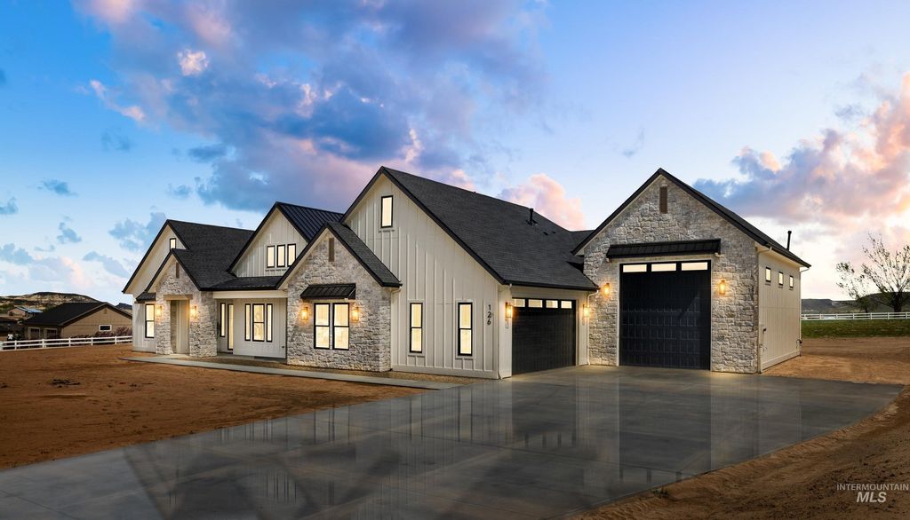 Photo of 126 Twilight Trail, Marsing, ID 83639 (MLS # 98982477)