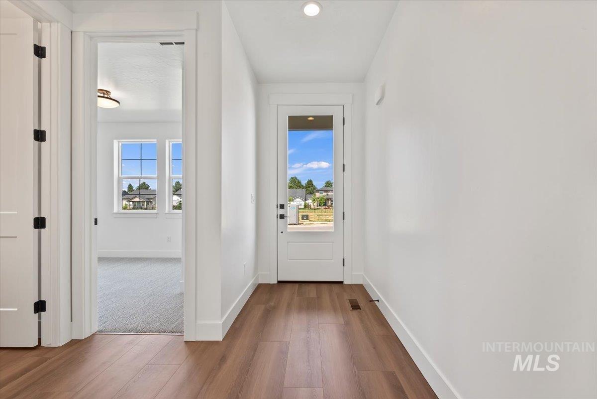 652 N Morning Glory Avenue