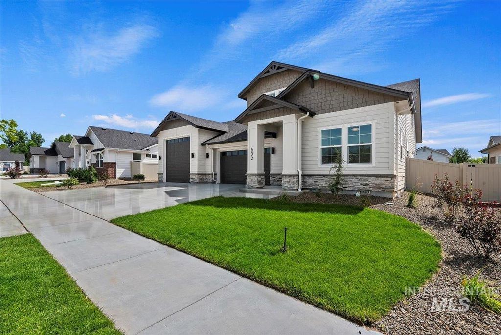 Photo of 652 N Morning Glory Avenue, Eagle, ID 83616 (MLS # 98963465)