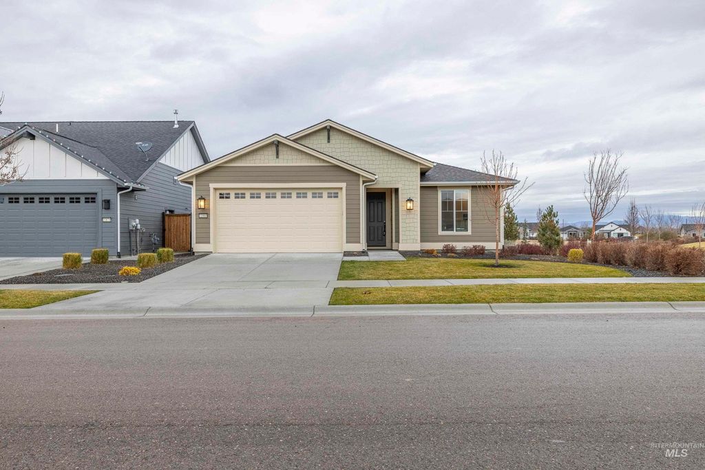 Photo of 11860 W Wellness Ln, Kuna, ID 83634 (MLS # 98969493)