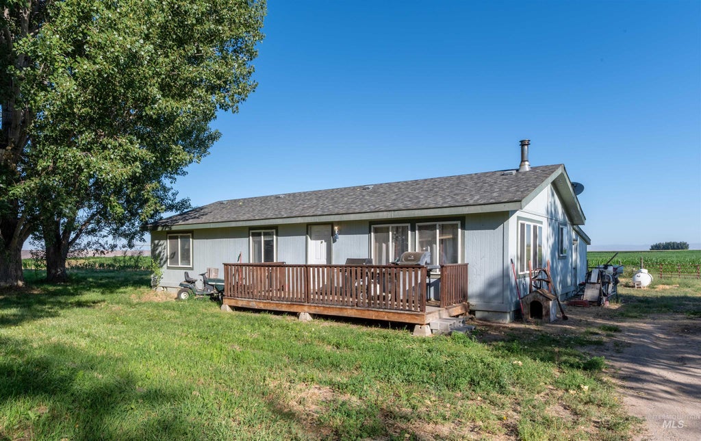 Photo of 710 White Hawk Ln, Hagerman, ID 83332 (MLS # 98989427)