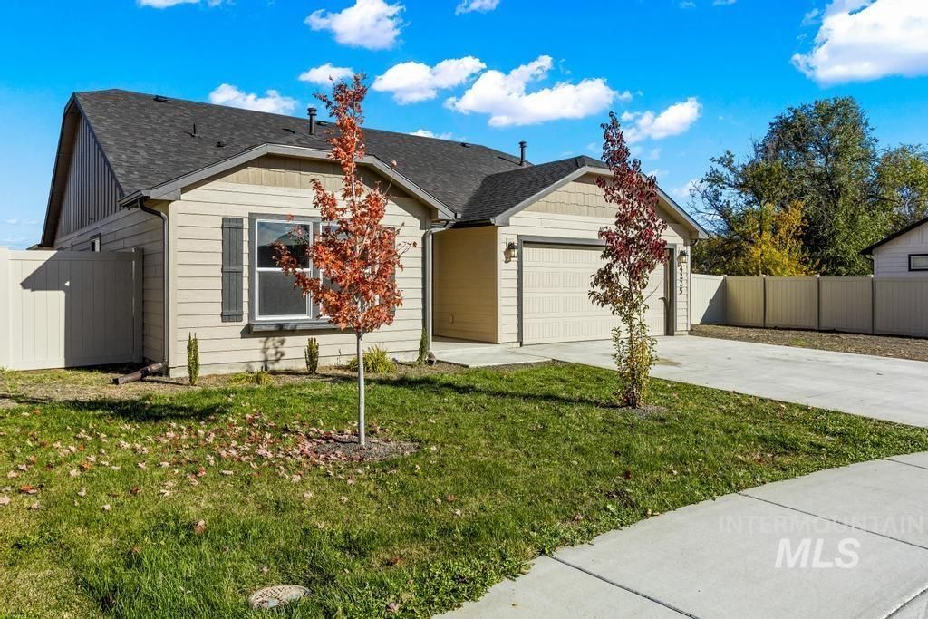 Photo of 4225 Durban Ct, Caldwell, ID 83605 (MLS # 98966285)