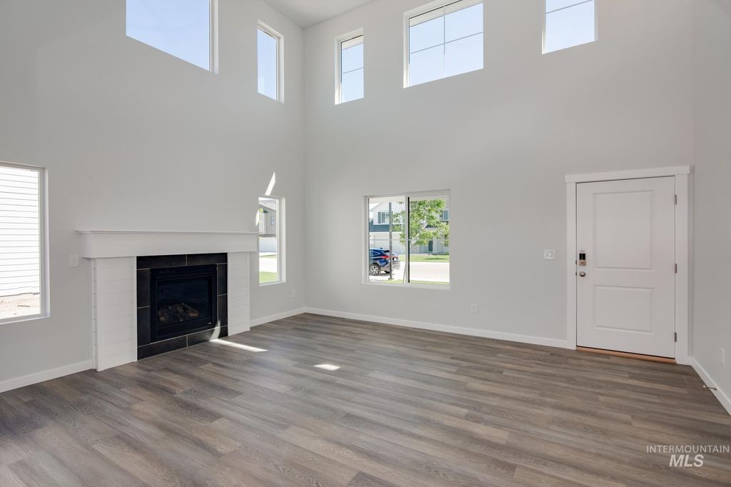 Photo of 18447 N Sweet William Ave, Nampa, ID 83687 (MLS # 98972722)