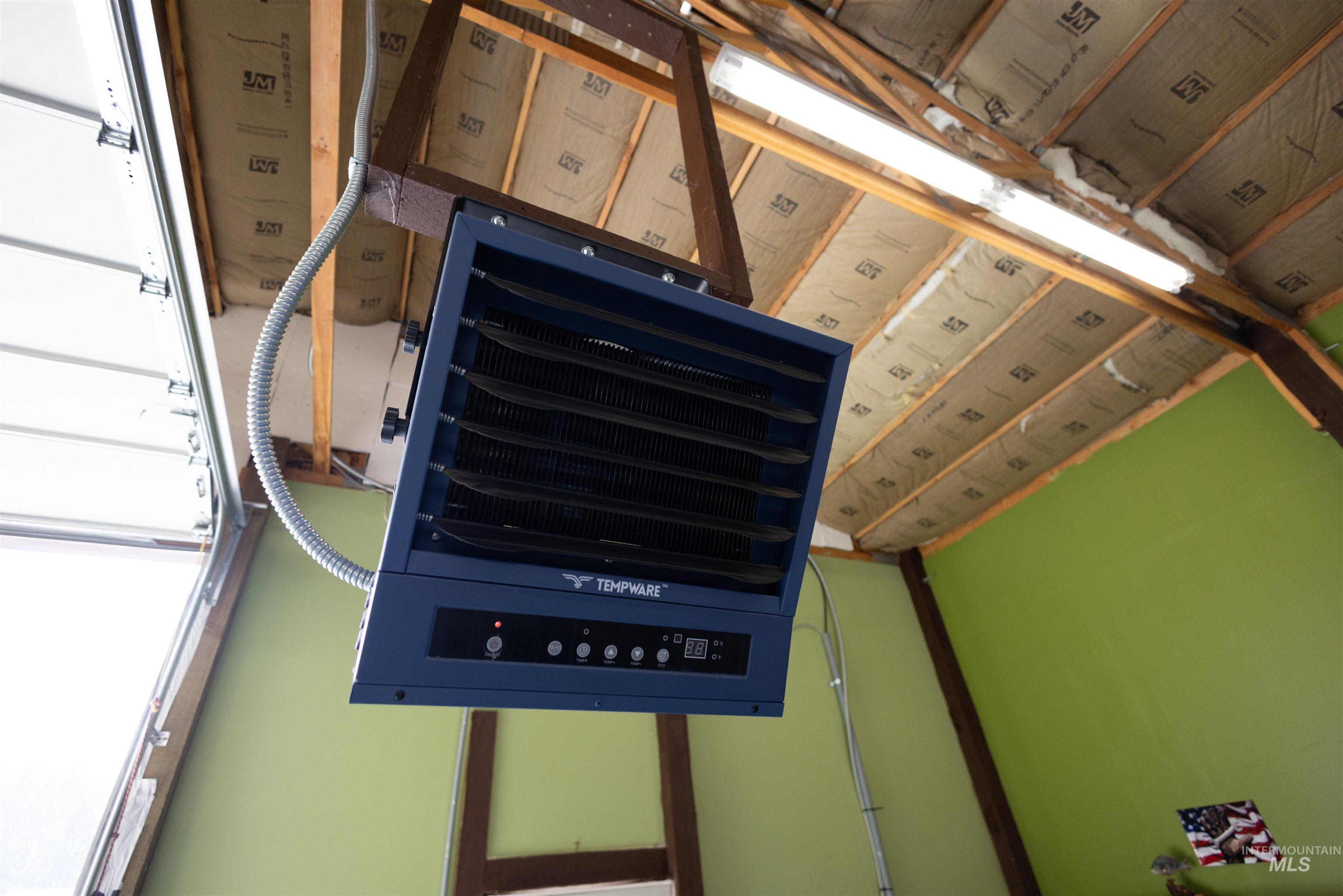 Detailed view of a heating unit