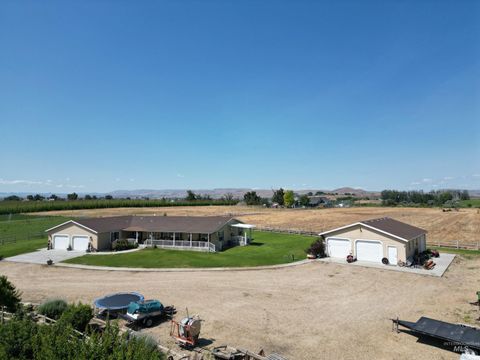 Photo of 26737 Chips Lane, Parma, ID 83660 (MLS # 98964714)