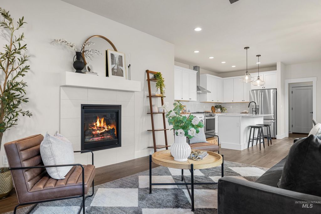 Photo of 1685 E Cutgrass Ln, Eagle, ID 83616 (MLS # 98978965)